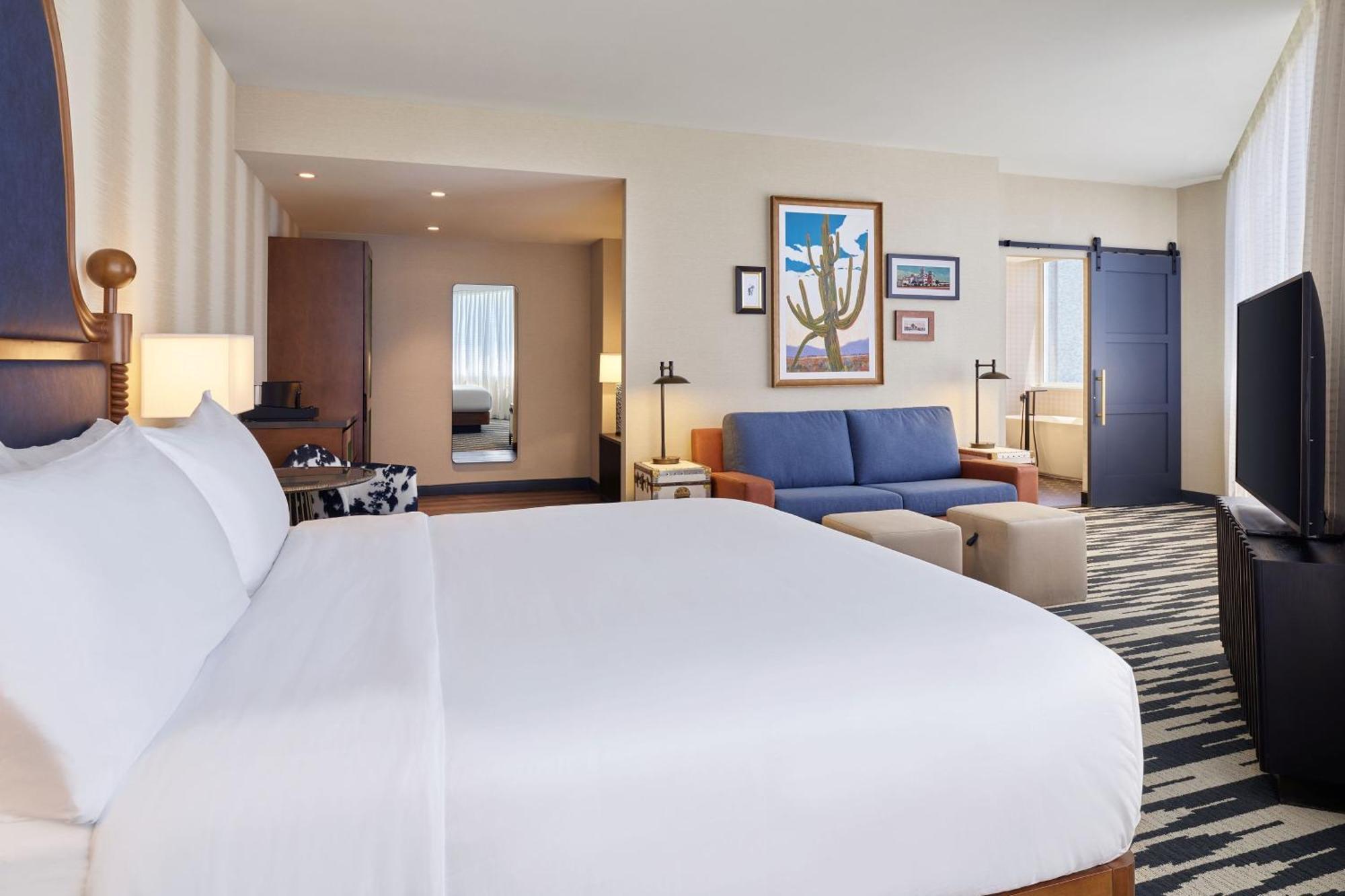 The Leo Kent Hotel, Tucson, A Tribute Portfolio Hotel Exterior photo